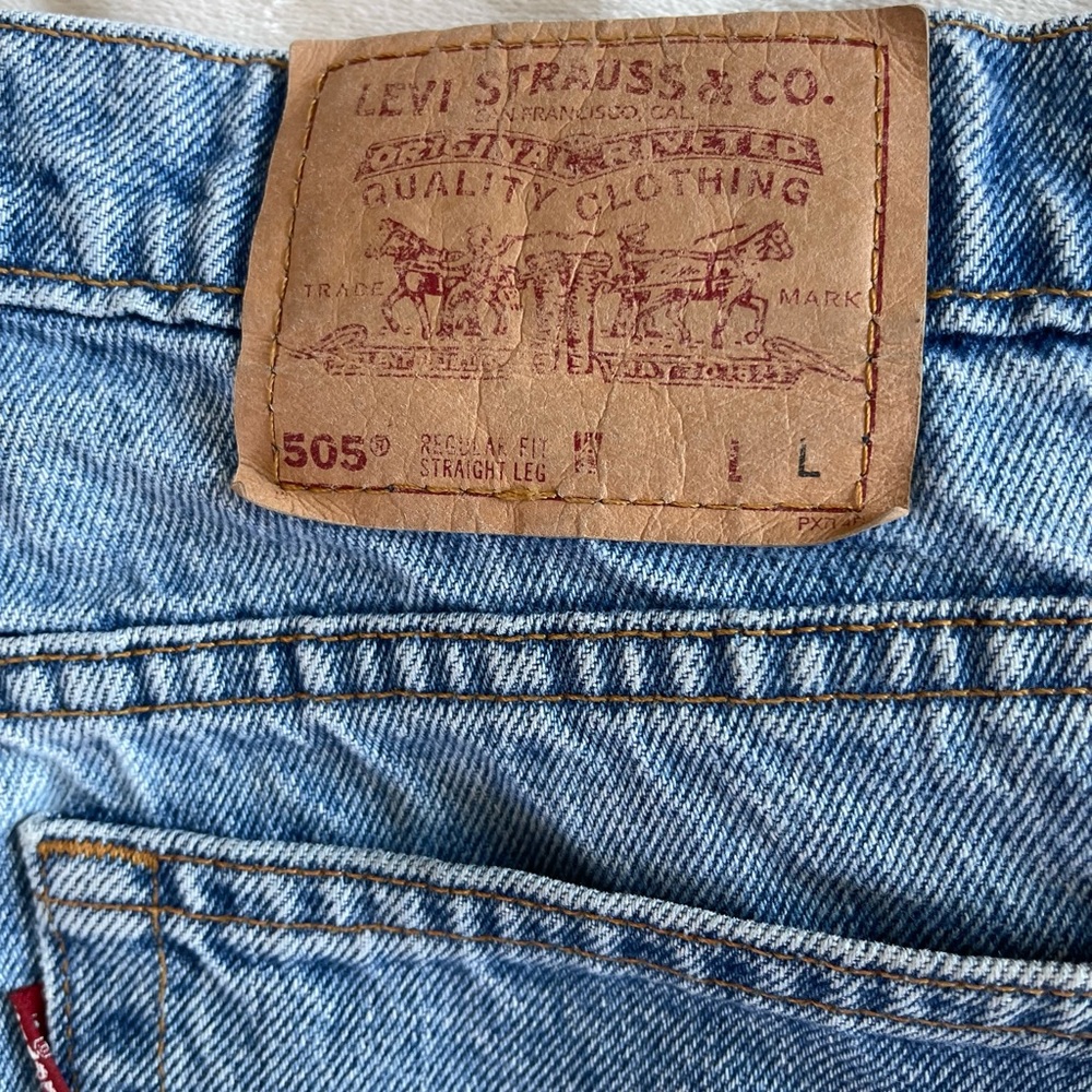 Levi’s 505 Mom Jean Light Wash size 31 - Picture 4 of 5